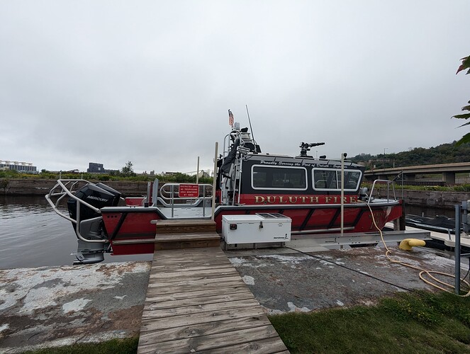 Fire fighting boat